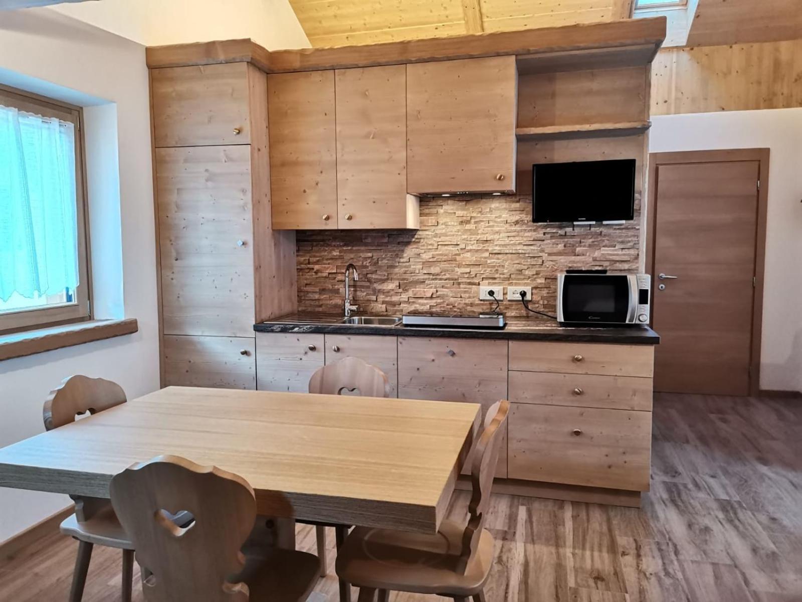 Hotel Ai Larici Perarolo di Cadore Pokoj fotografie